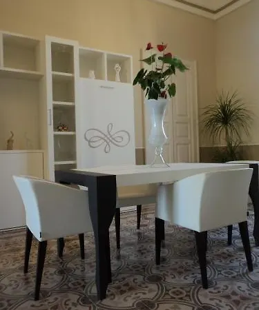 贝拉米酒店 4* 马利耶