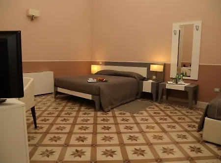 贝拉米酒店 马利耶