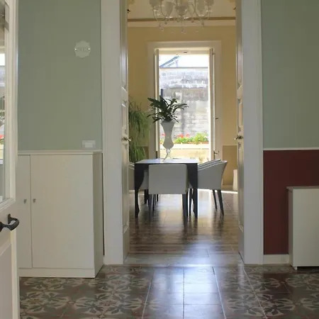 贝拉米酒店 4* 马利耶